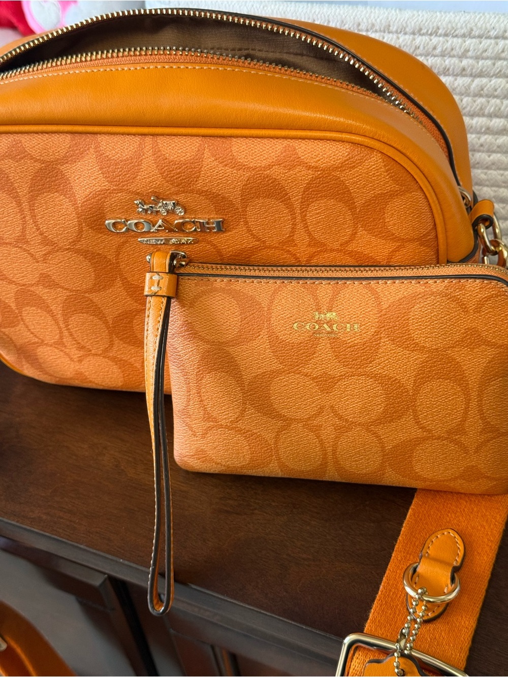 Coach Orange Signature Camera Crossbody - Picture 16 of 16